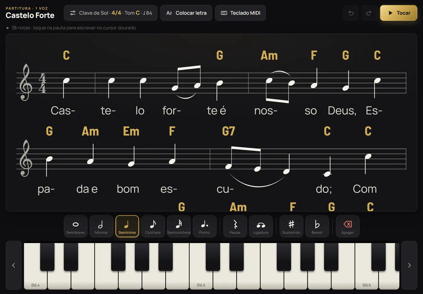 A partitura do Castelo Forte com letra e cifra, e o piano na tela